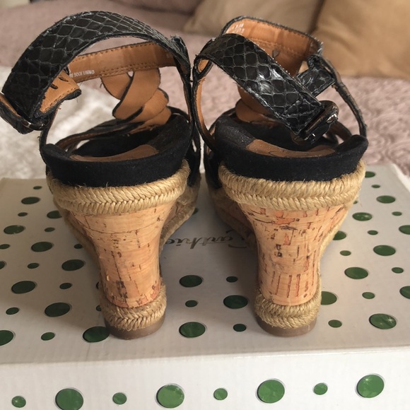 Wedge Sandal - Picture 5 of 5